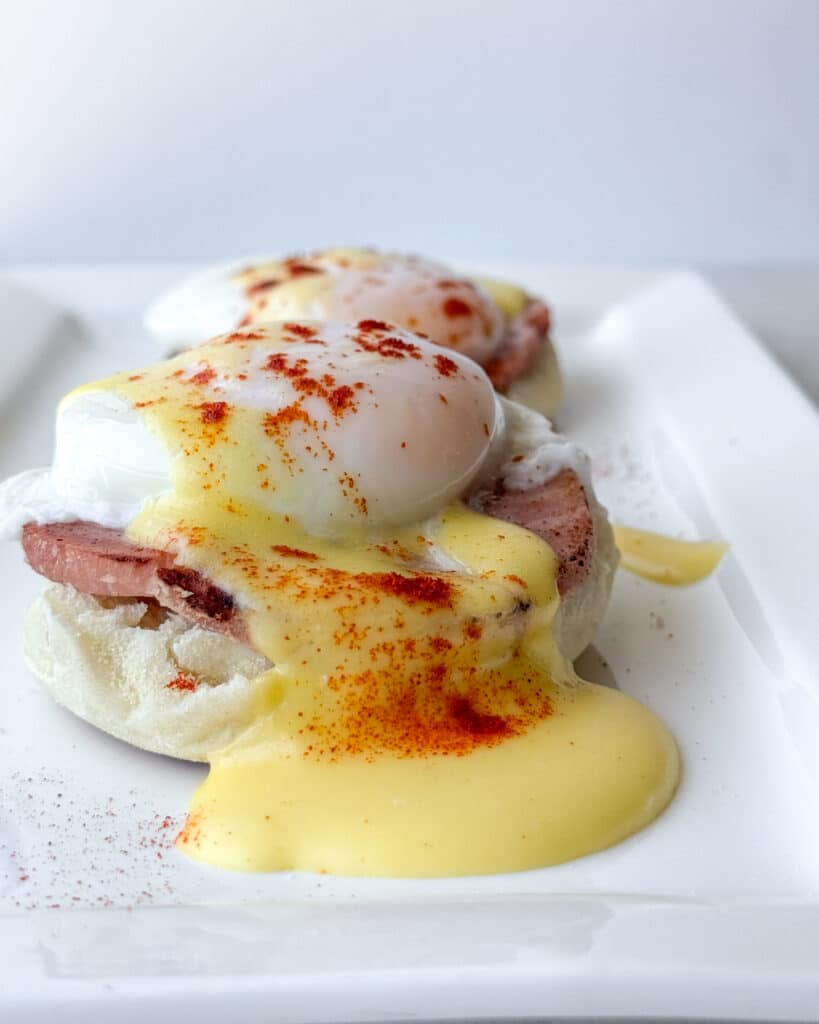 eggs benedict