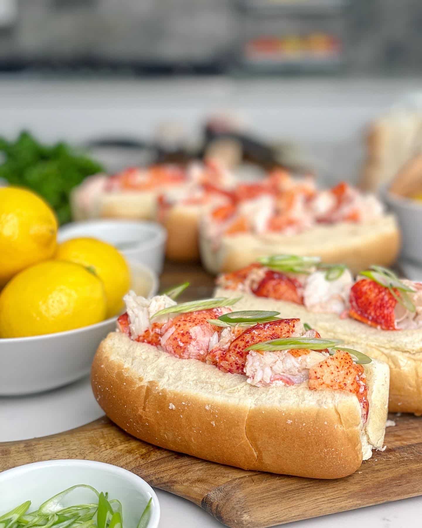 How to make lobster rolls
